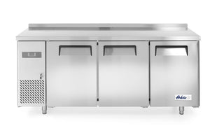 Fryser arbeidsbenk med 3 dører Kitchen Line 390L, Arktic, 291L, 230V/550W, 1800x600X (H) 800mm