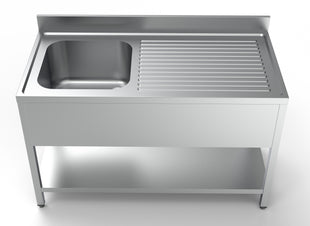 700,- oppunkt hylle 1 venstre 1400,-