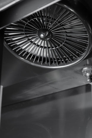 Kjøleskap med glassdører bez-780 sl svart