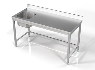 700,- oppunkt 1 venstre 1600,-