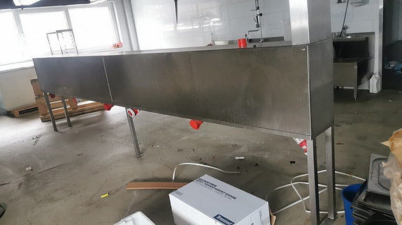 VENTILASJONSHETTE OG KANAL VIFTE ÅPEN FOR BUD