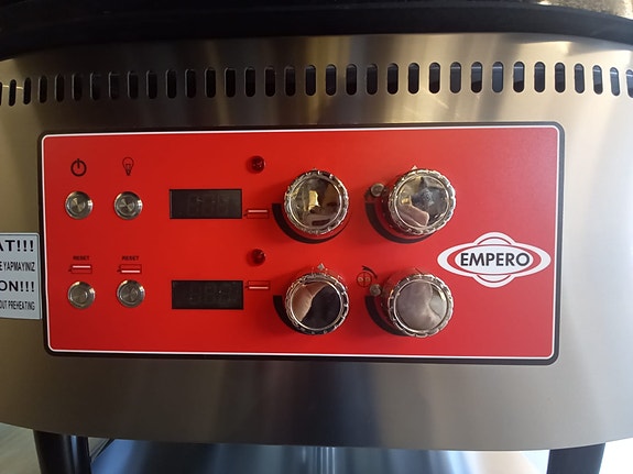 ROTERENDE GASS OG VEDFYRT PIZZAOVN