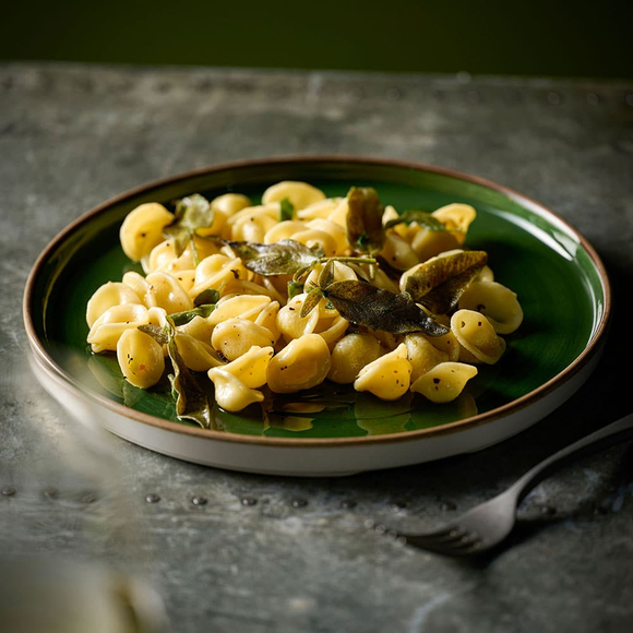 Steinstøpt tallerken med syrgrønn kant, 210 mm, Min. kjøp: 6