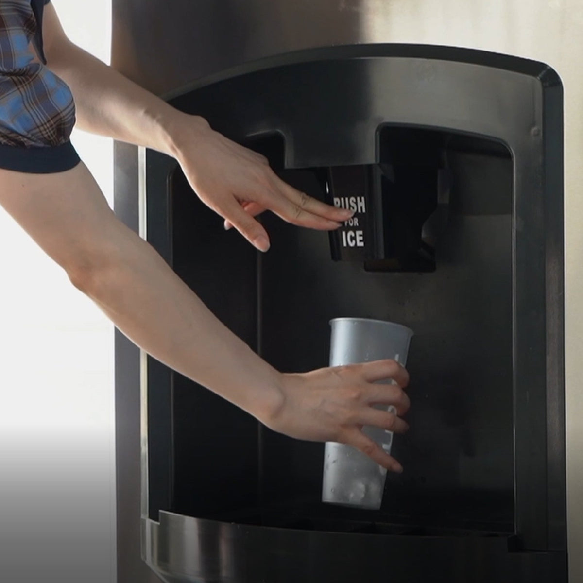 Isdispenser 60kg - for Storkjøkken - XL - Storkjøkken