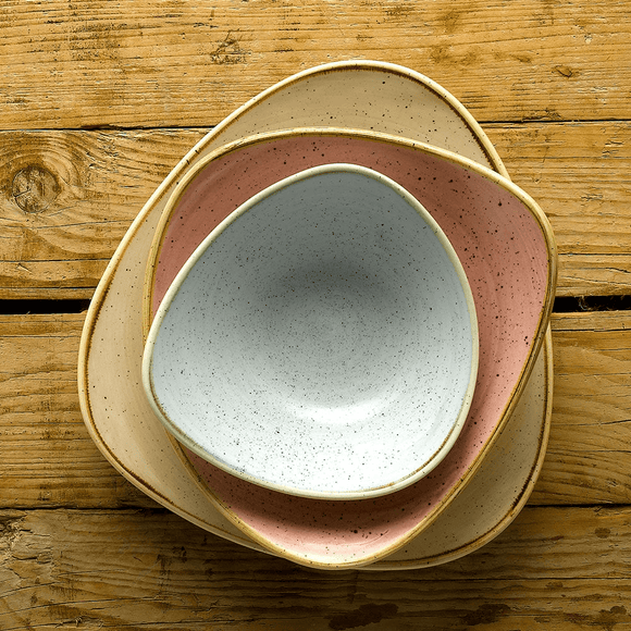 Stonecast Petal Pink trekantet skål, 235 mm, Min. kjøp: 6 - for Storkjøkken - XL - Storkjøkken