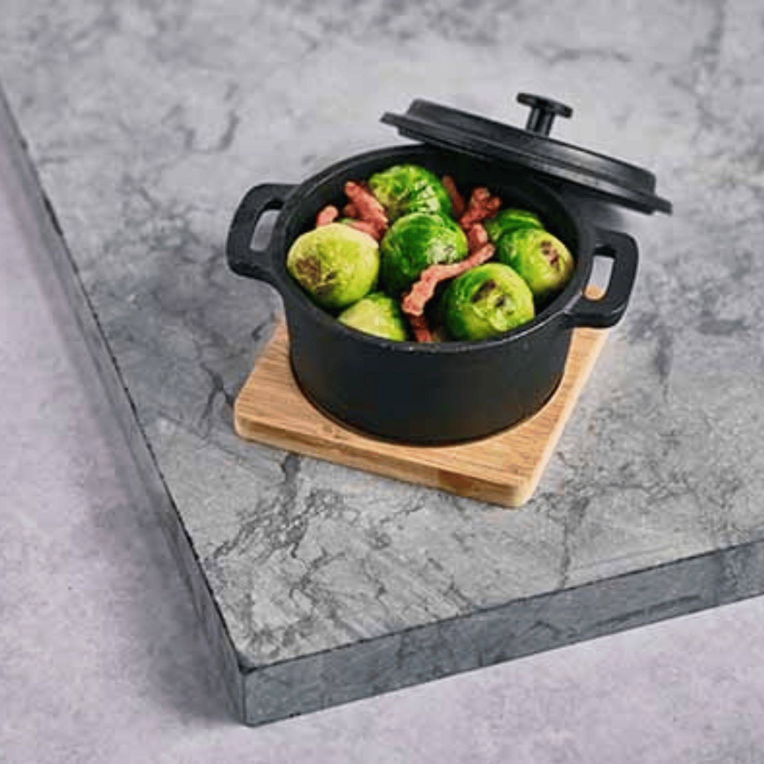 Suppeskål i støpejern med trebunn, 250 ml 135 x 105 (H) 80 mm - for Storkjøkken - XL - Storkjøkken