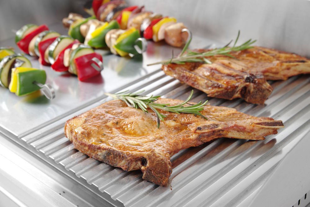 Flatgrill 50 % rillet, 1/2 Flat, 1/2 Ribbed, 230V/2400W, 550x380X (H) 240mm - for Storkjøkken - XL - Storkjøkken