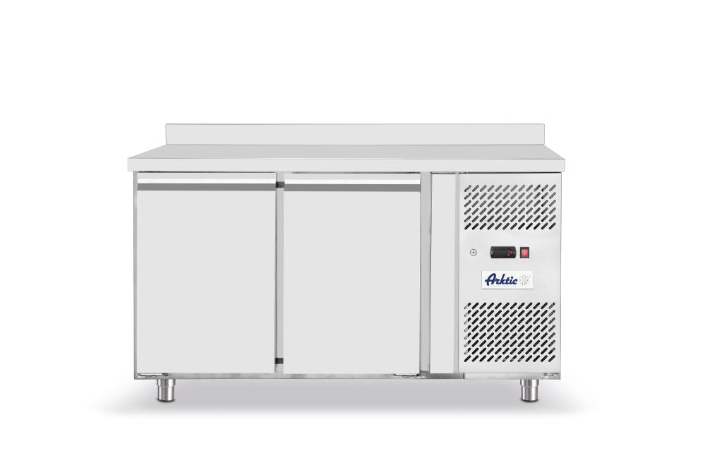 Kjølebenk med 2 dører 280L, Arktic, GN 1/1, 230V/250W, 1360x700X (H) 850mm - for Storkjøkken - XL - Storkjøkken