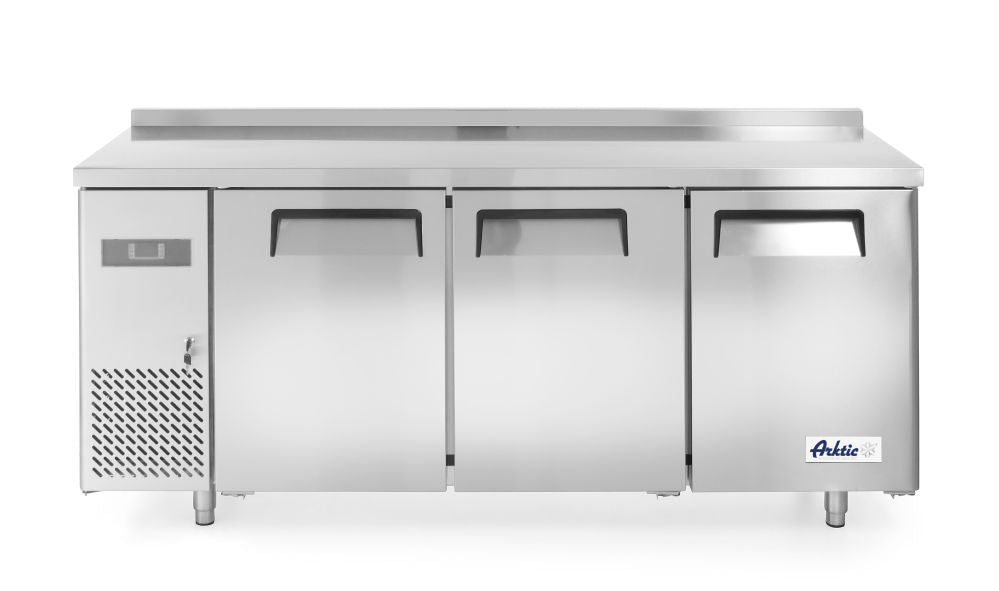 Kjølebenk med 3 dører 390L, Arktic, 291L, 230V/270W, 1800x600X (H) 850mm - for Storkjøkken - XL - Storkjøkken