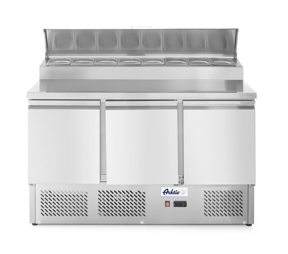 Saladette med 3 dører og hevet GN - montre 380L, Arktic, 230V/310W, 1365x700X (H) 1055mm - for Storkjøkken - XL - Storkjøkken